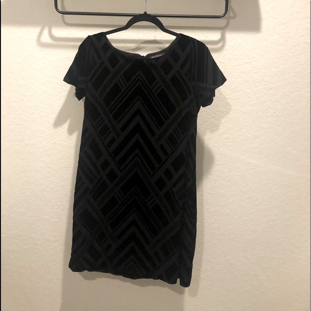 Beautiful black velvet short sleeve dress